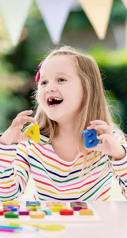 in welchen Situationen die Energiesprays "Kleine Heldin" und "Kleiner Held" Ihr Kindergarten- bzw. Schulkind stärken können